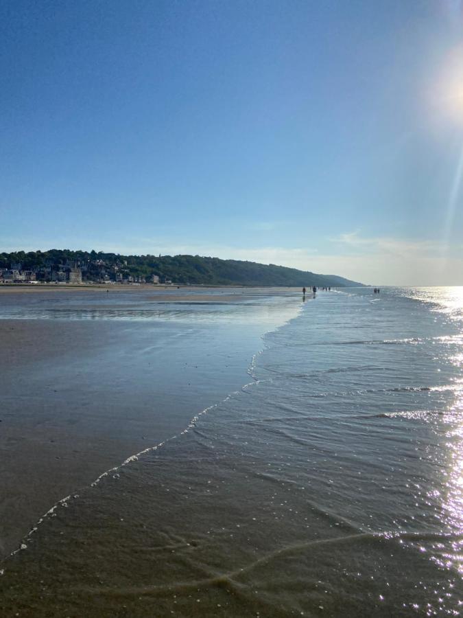 La Petite Jeanine Villers-sur-Mer Exterior foto